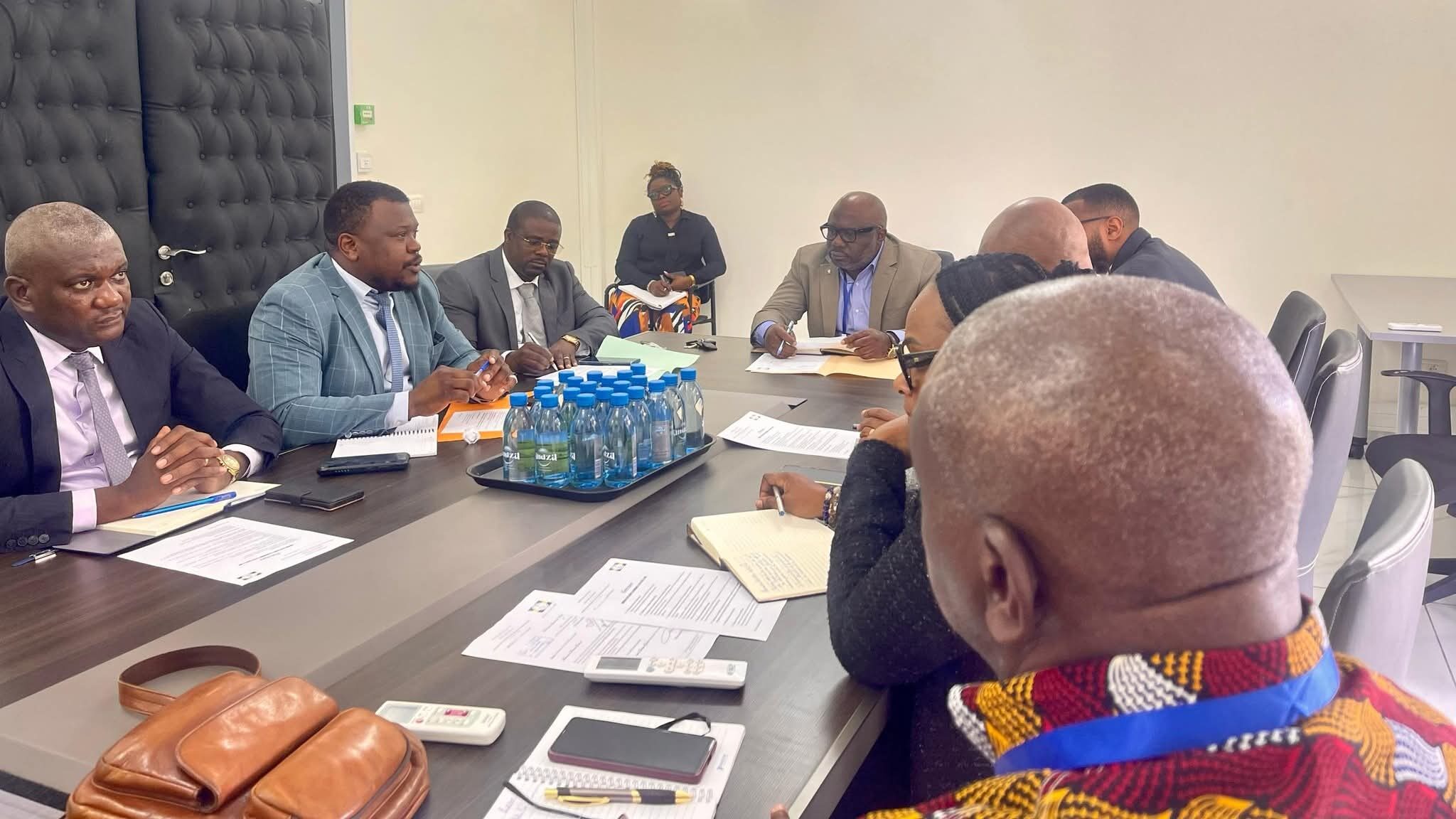 Gabon: Rencontre entre la DGAPG et la SGEPP sur les Enjeux Stratégiques de l’Aval Pétrolier.