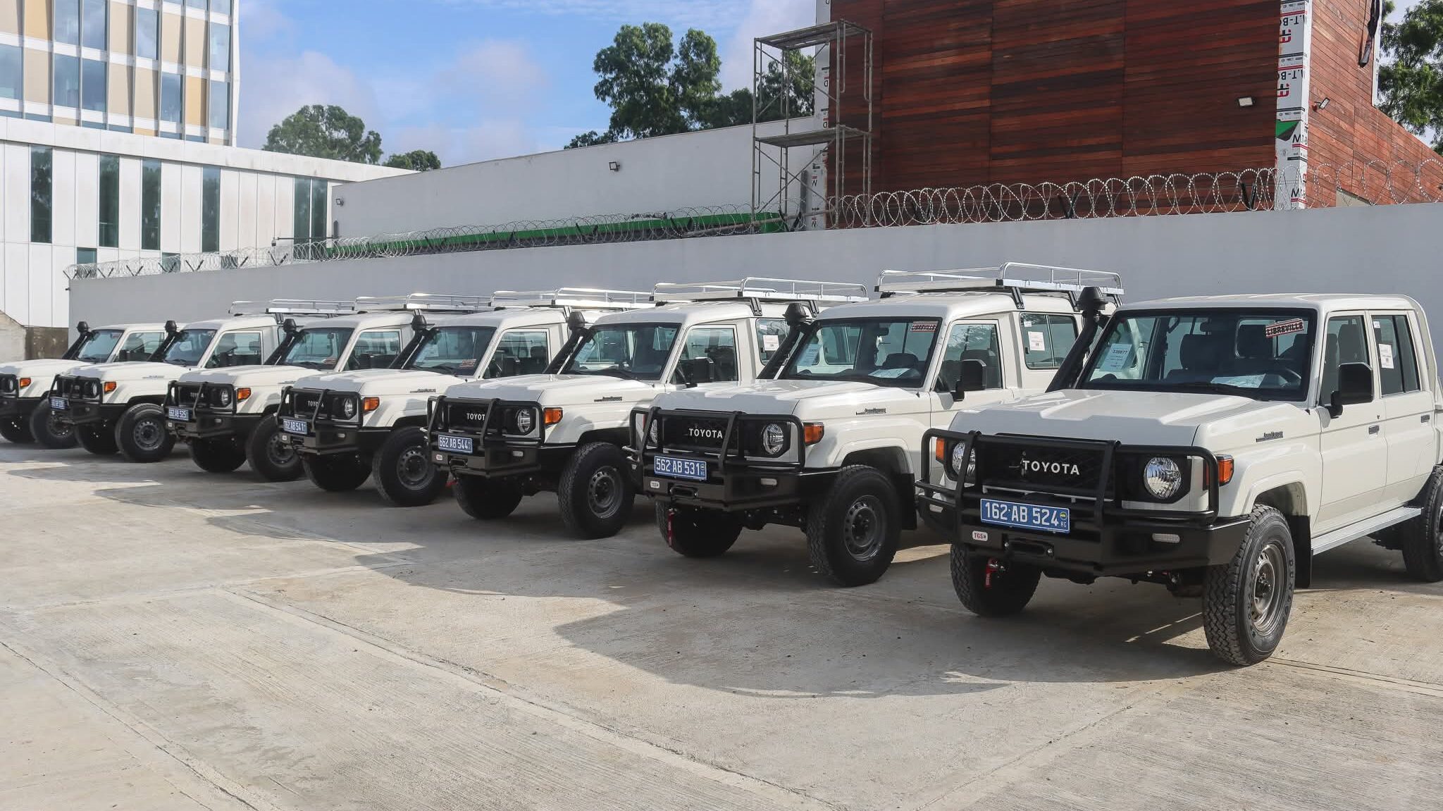 Gabon/Projet CAFI3: Le PNUD renforce les Moyens de l’ANPN avec l’acquisition de 19 véhicules pour la surveillance des Aires Protégées