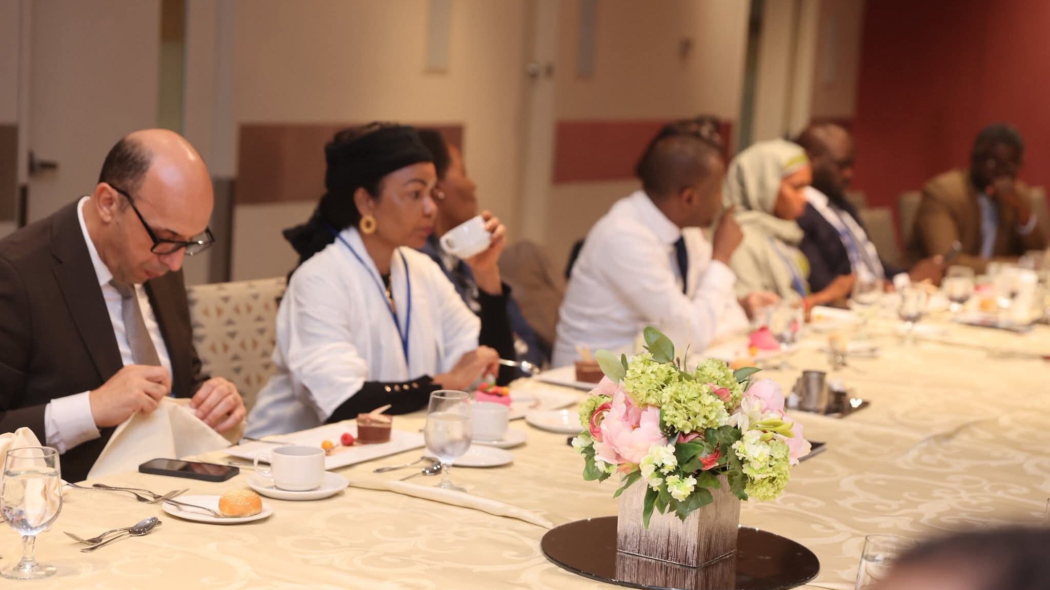 Dialogue : A Washington, le Tchad et la Banque Mondiale Scellent un  Partenariat Solide autour d’un Dîner
