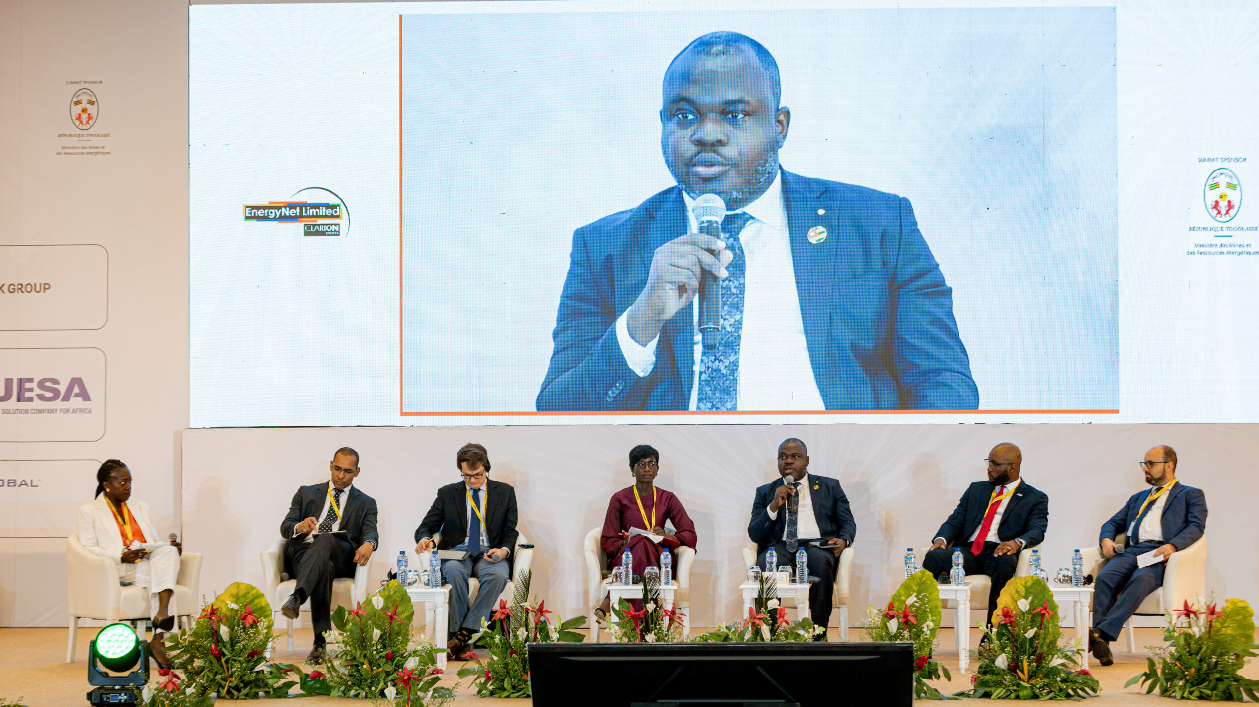 Les Principales Parties Prenantes du Secteur Énergétique en Afrique de l’Ouest Mèneront le Débat sur les Énergies Propres