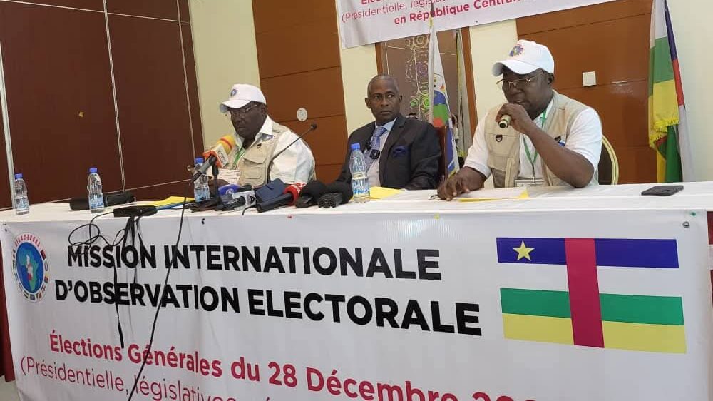 RCA: Un scrutin organisé dans “un climat apaisé” selon la CEEAC.